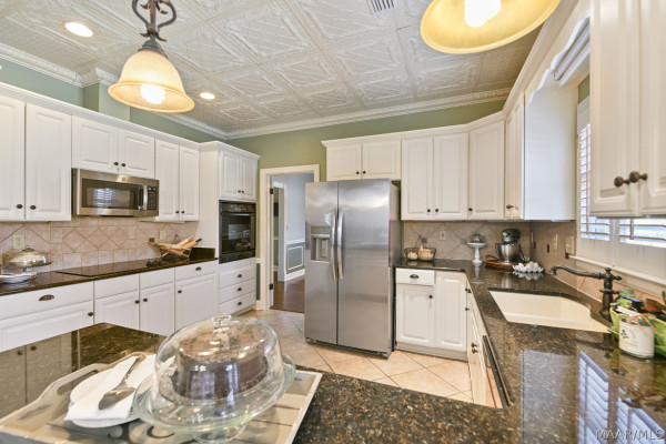 416 Towne Lake Drive