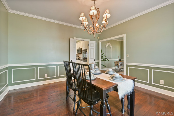 416 Towne Lake Drive