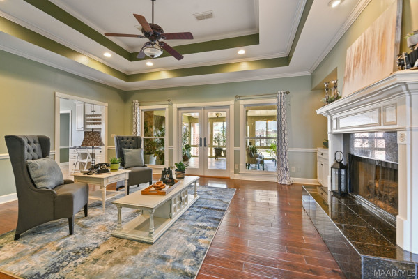 416 Towne Lake Drive