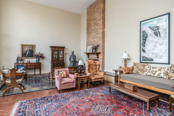 2307 Allendale Place