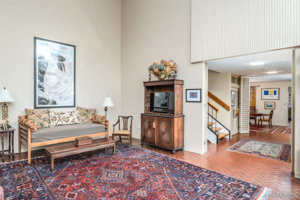 2307 Allendale Place