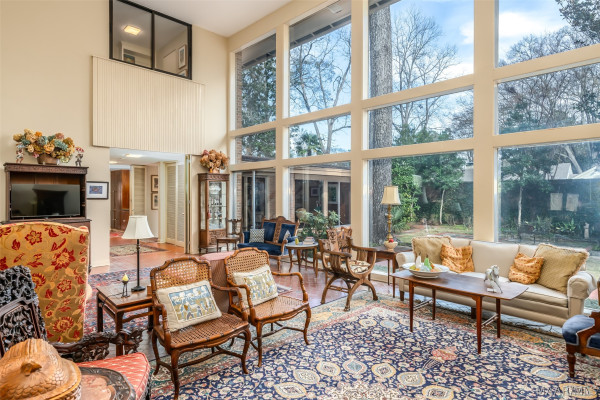 2307 Allendale Place