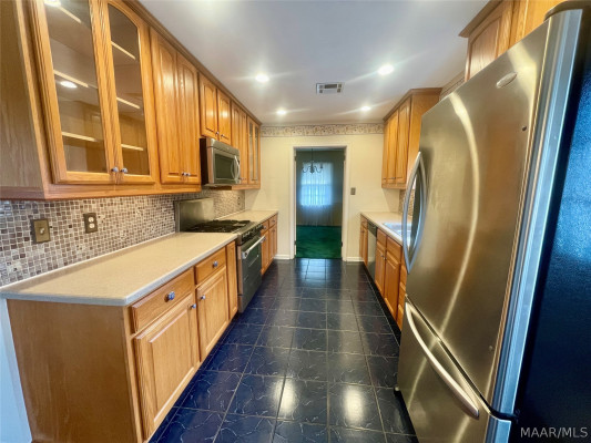 3424 Sommerville Drive