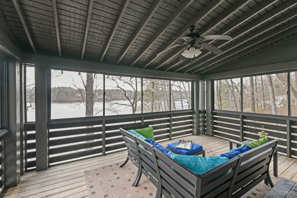 1413 RIVER Road