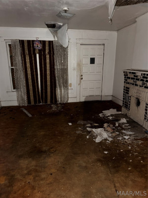 1117 CONGRESS Street