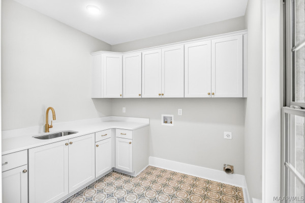 8406 Young Crossing .