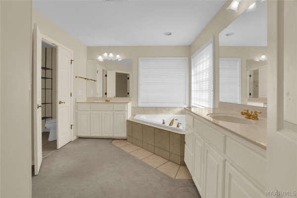 7955 Bridgewater Trace