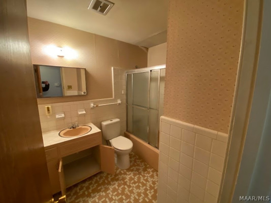 844 Sir Michael Drive