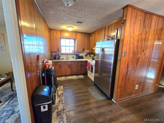 326 WINDERTON Drive