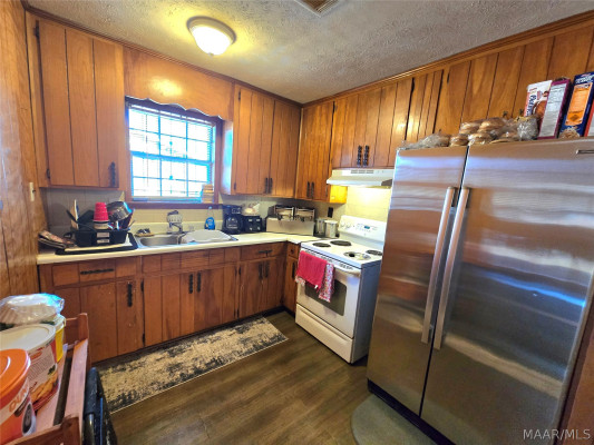 326 WINDERTON Drive
