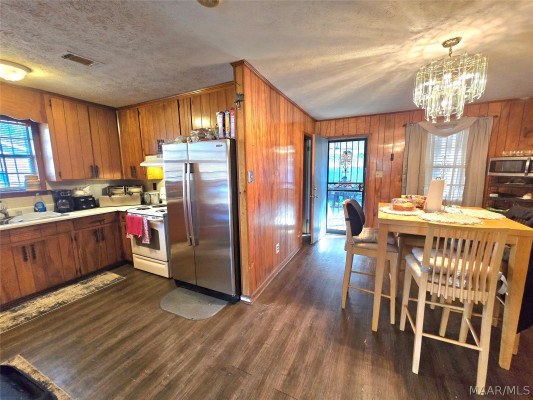 326 WINDERTON Drive