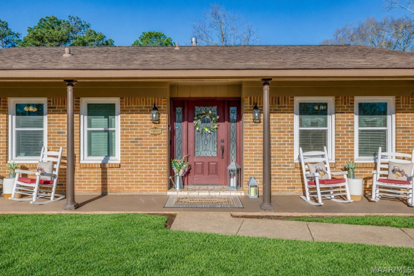 104 Tuckabatchee Court