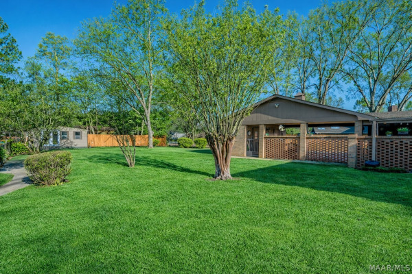 104 Tuckabatchee Court