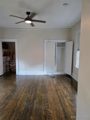 2481 E Cloverdale Park