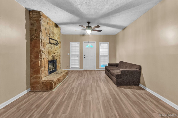 2746 Bonnie Crest Court