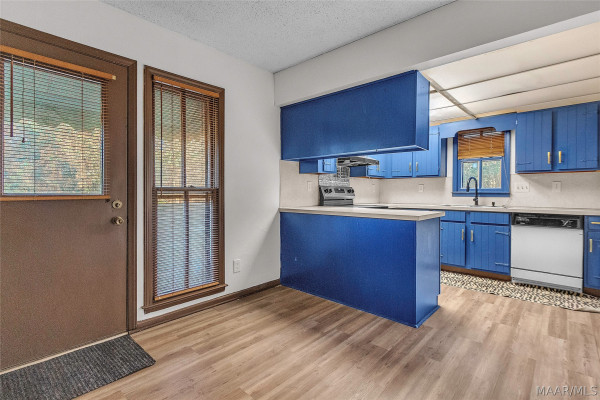 2746 Bonnie Crest Court