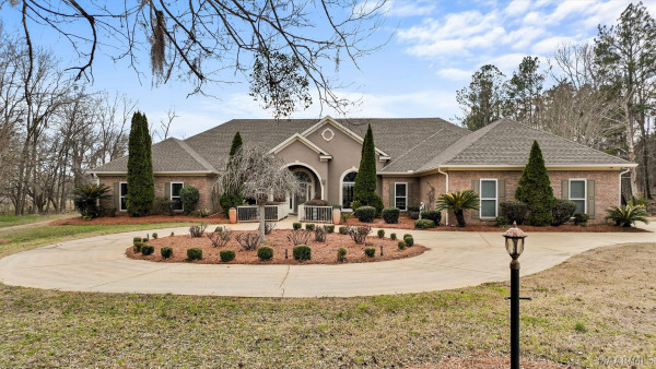 229 W Farmington Trace