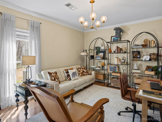 229 W Farmington Trace