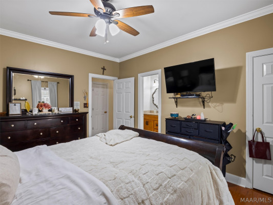 229 W Farmington Trace