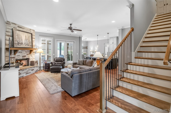 9536 Crescent Lodge Drive