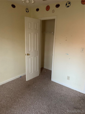 6118 Willow Glen Drive