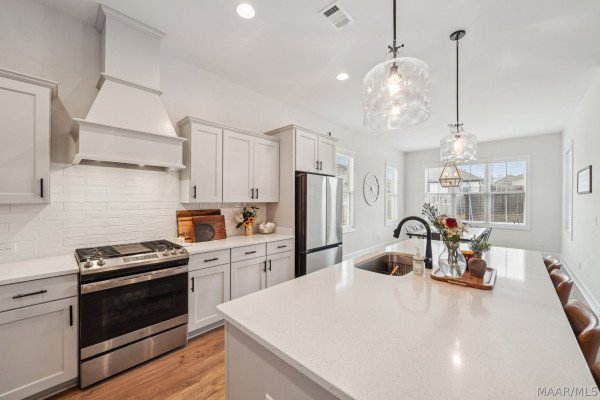 9355 Crescent Lodge Circle