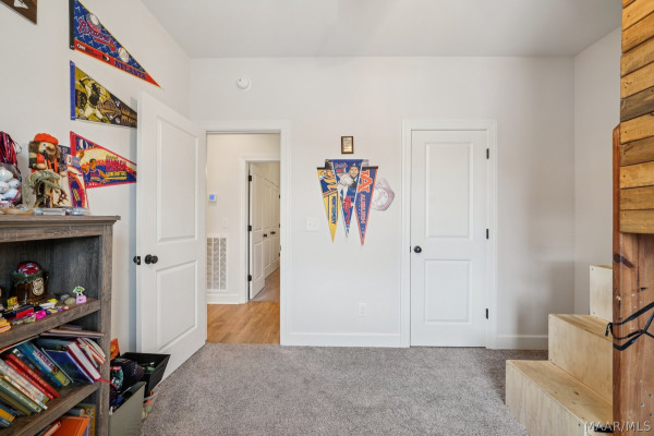 9355 Crescent Lodge Circle