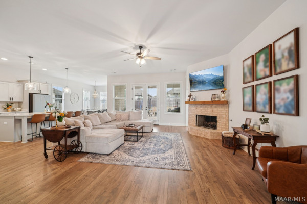 9355 Crescent Lodge Circle