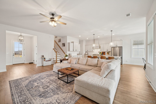 9355 Crescent Lodge Circle