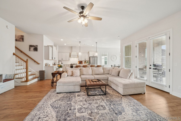 9355 Crescent Lodge Circle