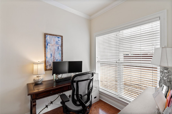 9657 Ottershaw Court