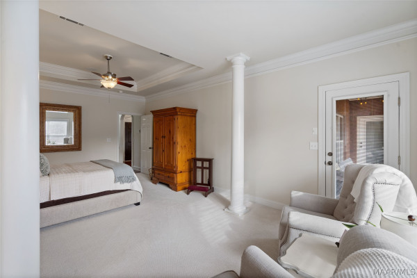 9657 Ottershaw Court