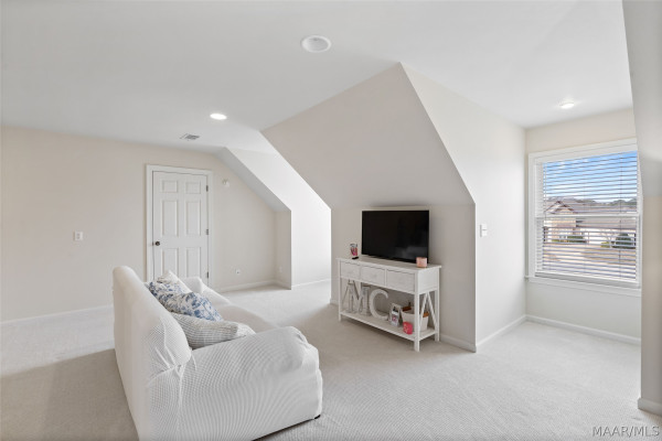 9657 Ottershaw Court