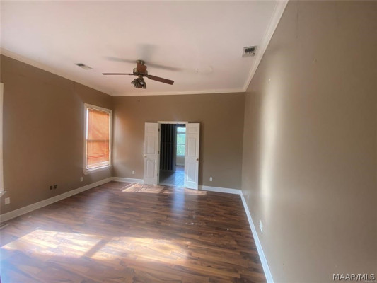 732 Whitehall Parkway