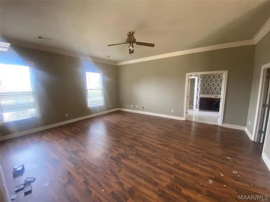 732 Whitehall Parkway