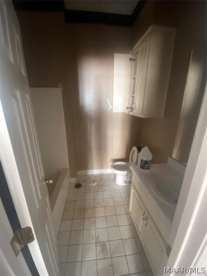 732 Whitehall Parkway