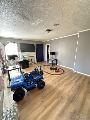 3104 Redbud Drive