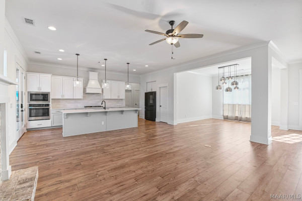 8307 Young Crossing .