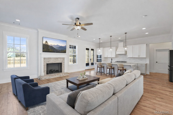 8307 Young Crossing .