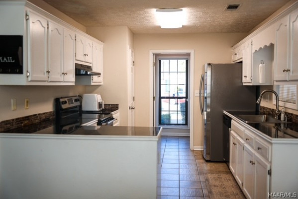 7100 Buckram Oak Drive