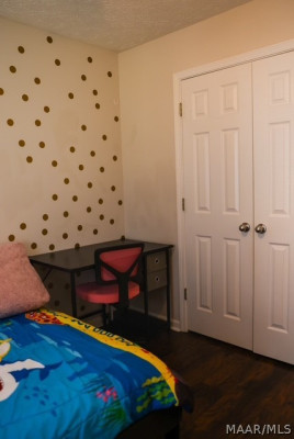 7100 Buckram Oak Drive