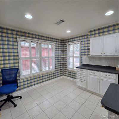 1712 Pebble Creek Drive