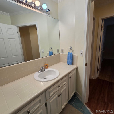 1712 Pebble Creek Drive