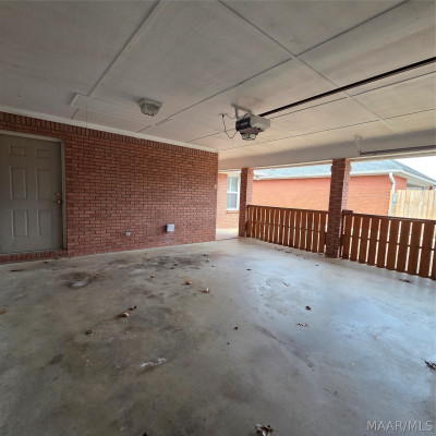 1712 Pebble Creek Drive