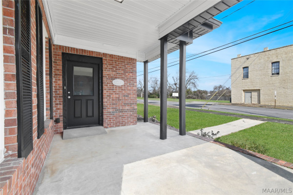 203 8th Street