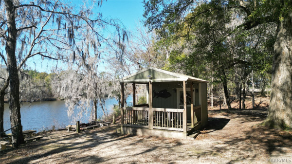 721 County Road 21 Road S