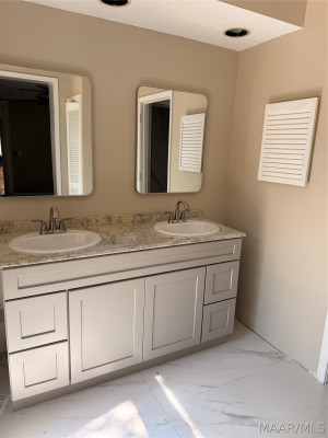 3318 WILMINGTON Road