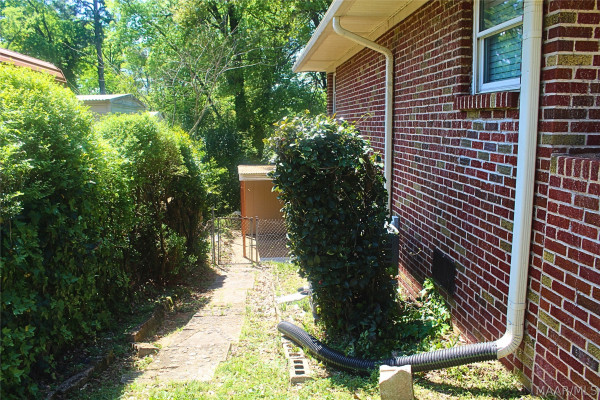 1002 Rosedale Drive