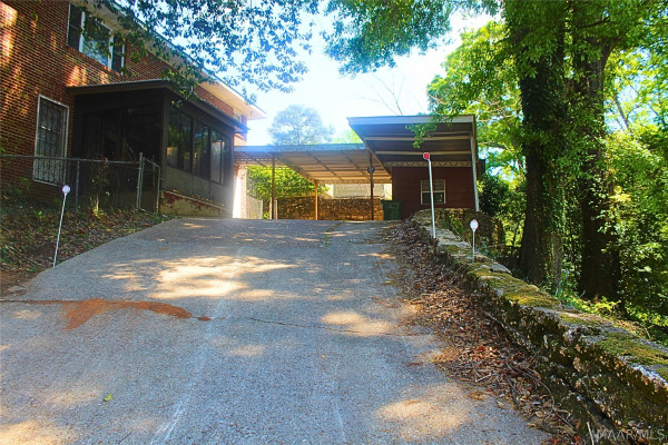 1002 Rosedale Drive