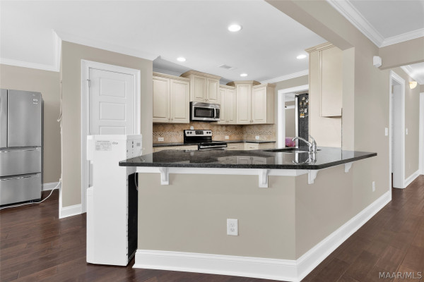 8240 Ryan Ridge Loop